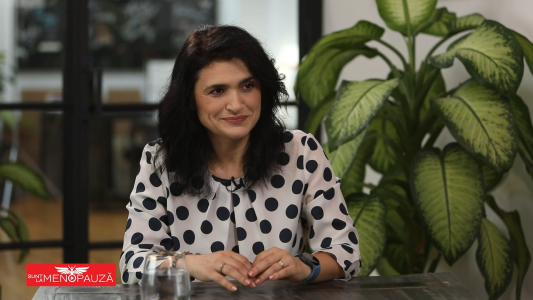 Dr. Mona  Ciurezu  
Somnul copilului și al adultului
Terapeut Certificat IFS
