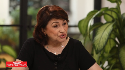 Dr. Ana  Oleniuc 
Medicină estetică
Medicină biointegrată
Medicină holistică
Mezoterapie
Acupunctură
