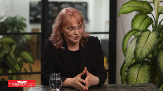 Dr. Diana  Plăcintescu 
Dermatologie clinică
Laser
Dermatologie estetică

 