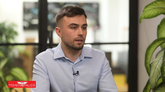 Dr. Alin  Paraschiv  
Terapia Trigger Points
Tehnici miotensive
Recuperare post traumatică
Deficiente la nivelul coloanei vertebrale

 
