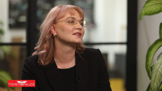 Dr. Diana  Plăcintescu 
Dermatologie clinică
Laser
Dermatologie estetică

 