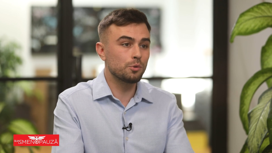 Dr. Alin  Paraschiv  
Terapia Trigger Points
Tehnici miotensive
Recuperare post traumatică
Deficiente la nivelul coloanei vertebrale

 