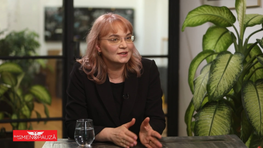 Dr. Diana  Plăcintescu 
Dermatologie clinică
Laser
Dermatologie estetică

 