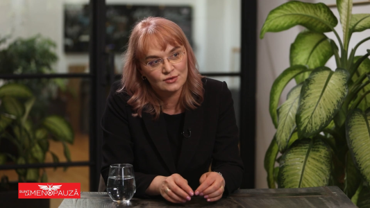 Dr. Diana  Plăcintescu 
Dermatologie clinică
Laser
Dermatologie estetică

 