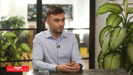 Dr. Alin  Paraschiv  
Terapia Trigger Points
Tehnici miotensive
Recuperare post traumatică
Deficiente la nivelul coloanei vertebrale

 