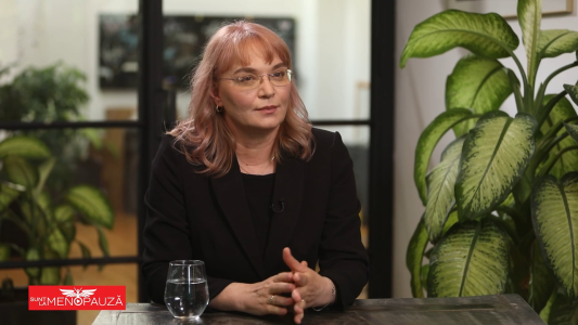 Dr. Diana  Plăcintescu 
Dermatologie clinică
Laser
Dermatologie estetică

 