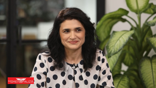 Dr. Mona  Ciurezu  
Somnul copilului și al adultului
Terapeut Certificat IFS
