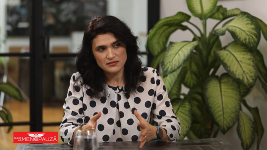 Dr. Mona  Ciurezu  
Somnul copilului și al adultului
Terapeut Certificat IFS
