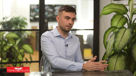 Dr. Alin  Paraschiv  
Terapia Trigger Points
Tehnici miotensive
Recuperare post traumatică
Deficiente la nivelul coloanei vertebrale

 