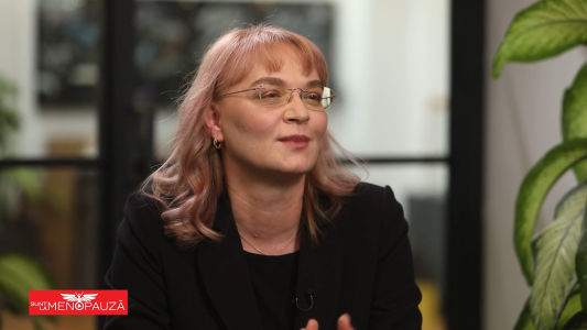 Dr. Diana  Plăcintescu 
Dermatologie clinică
Laser
Dermatologie estetică

 