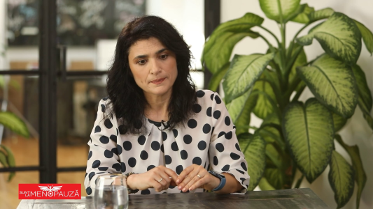 Dr. Mona  Ciurezu  
Somnul copilului și al adultului
Terapeut Certificat IFS
