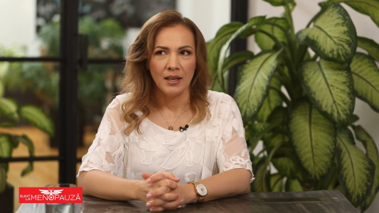 Dr. Liana  Barnoș 
Laserterapie
Imunoterapie
Fitoterapie integrativă
Aromaterapie
Apifitoterapie
